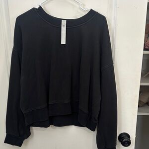 Lululemon Women's Cropped Black Sweatshirt